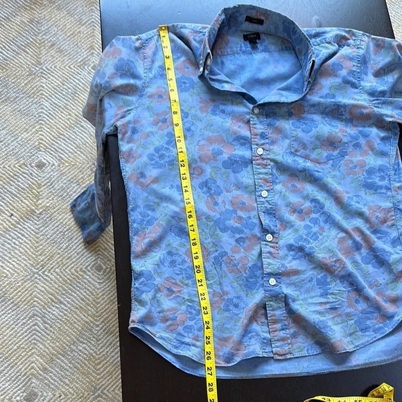 J. Crew brand men’s washed out floral button down shirt - Picture 7 of 9